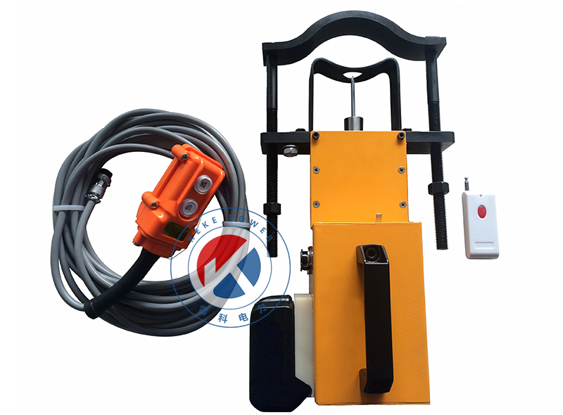 REKE220無(wú)線(xiàn)遙控液壓電纜刺扎器
